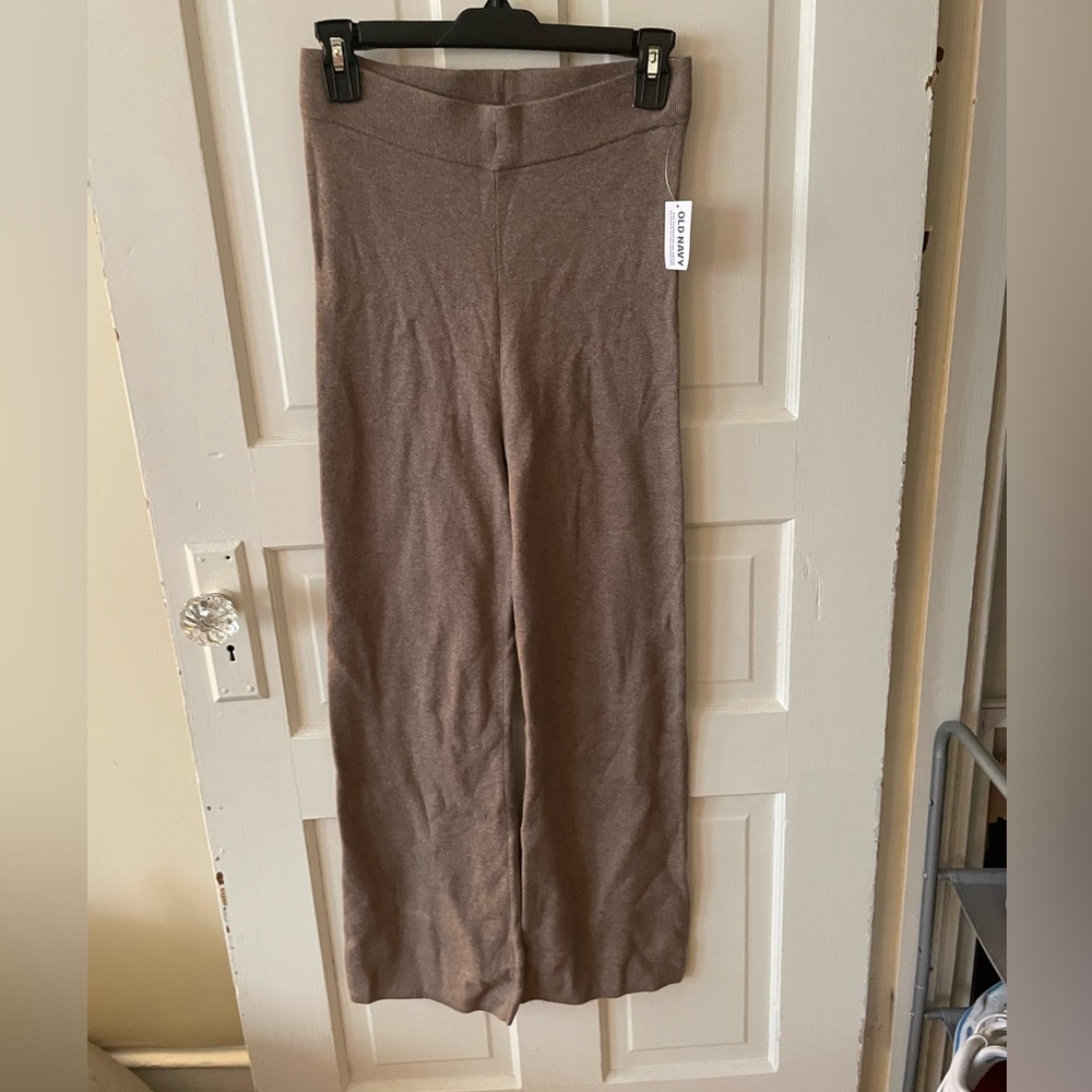 Old Navy High Waisted Kick Flare Knit Pants NWT